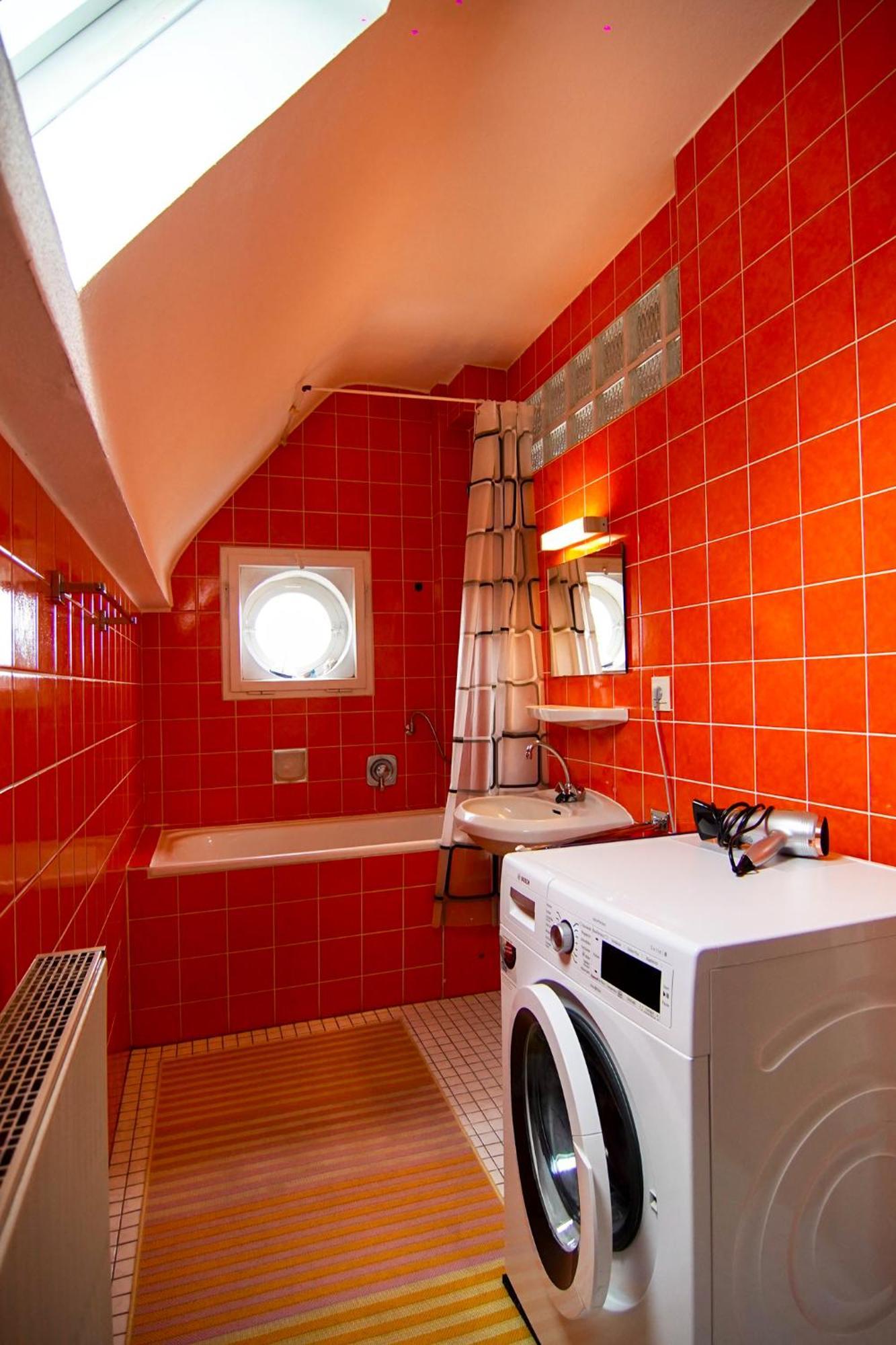 Appartement Mit Balkon Am Bergpark *